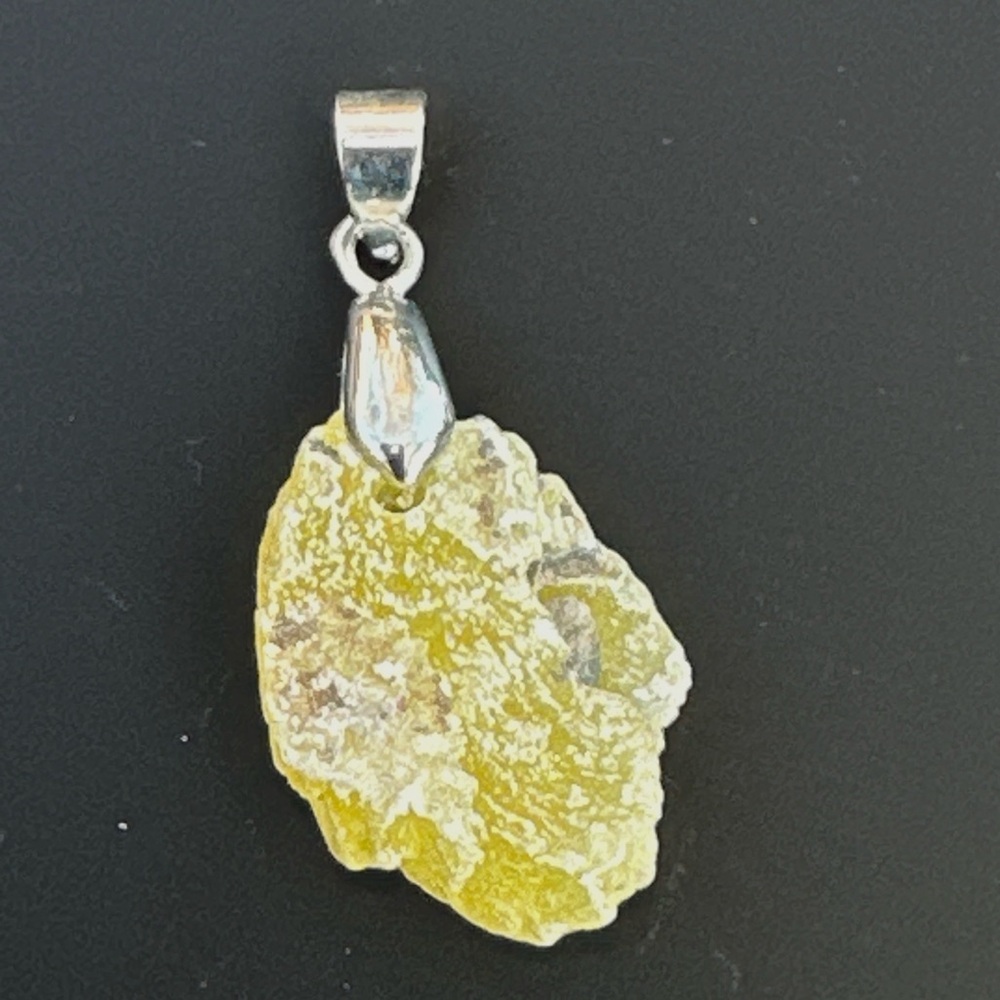 Natural Brucite Freeform Pendants with stainless steel - Picture 11 of 17